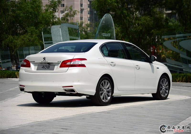 標(biāo)致408車型 外觀圖