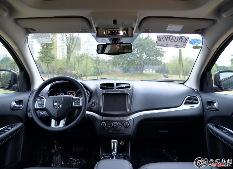 酷威車型 內(nèi)飾圖