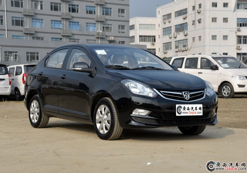 寶駿330車型 外觀圖