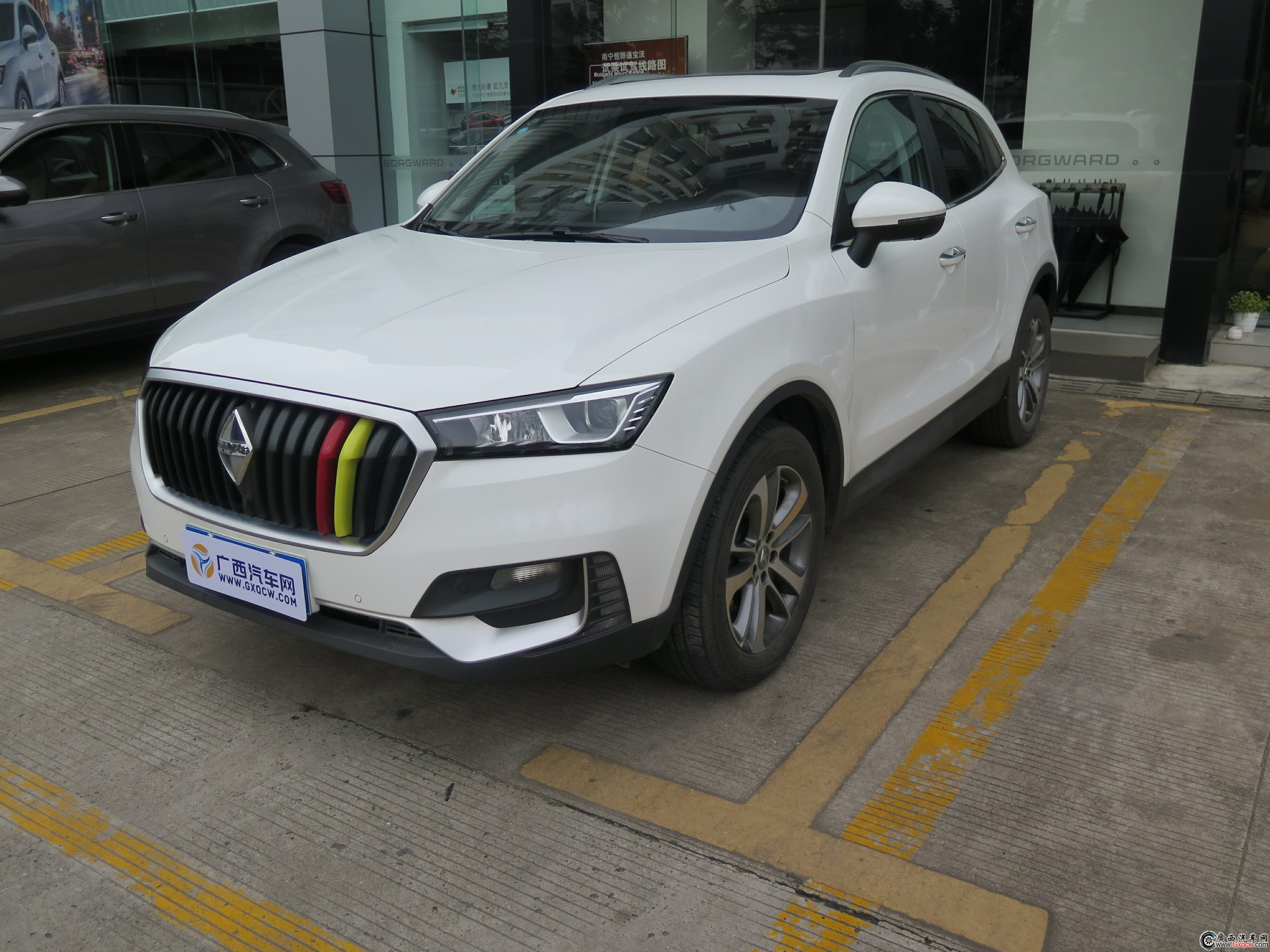BX5܇(ch) ^(gun)D