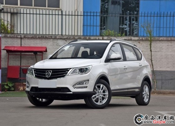g֮x15fԪԃ(ni)Ʒ|(zh)SUV 